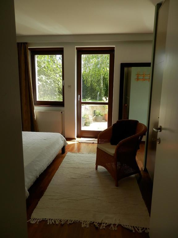 Csiki Apartman Budaors Bilik gambar